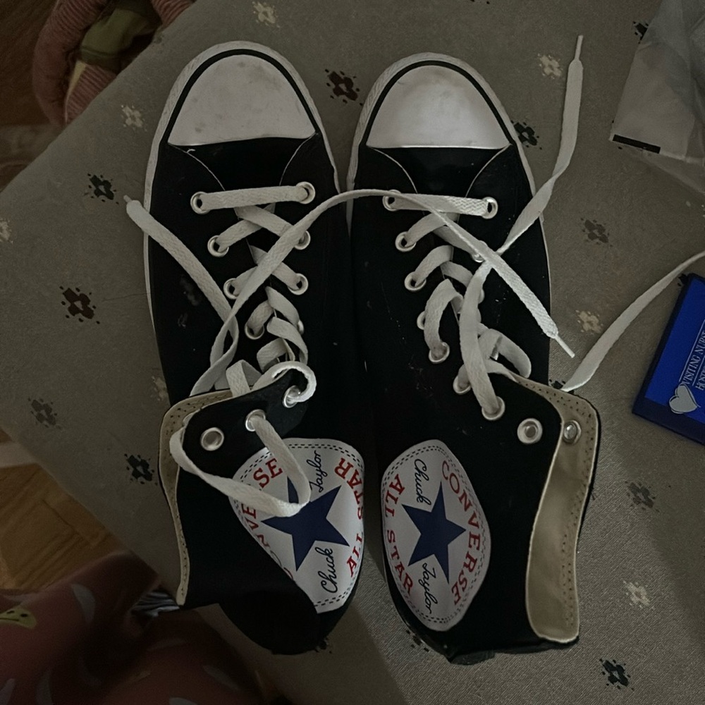 Men’s Converse Sneakers